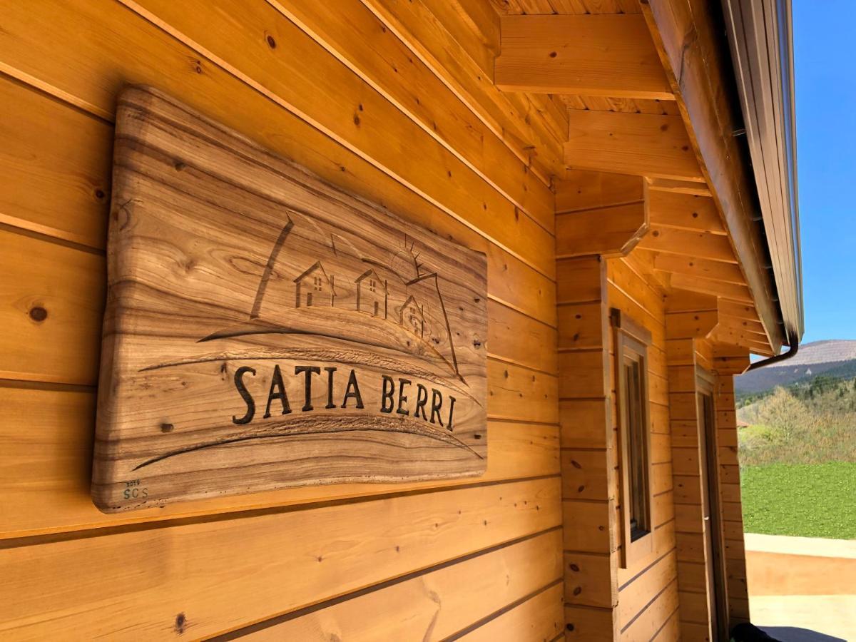 Satia Berri Villa Llanteno Exterior photo